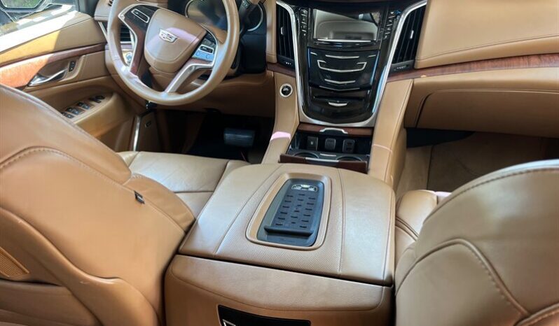 
								2016 Cadillac Escalade ESV Platinum full									
