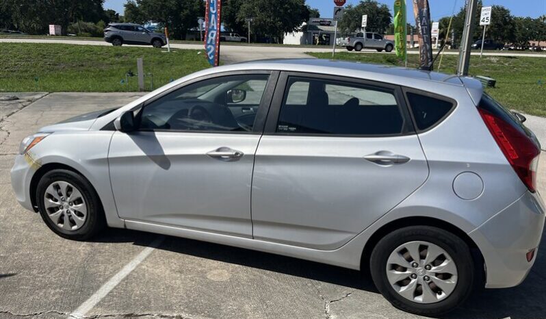 
								2016 Hyundai ACCENT SE full									