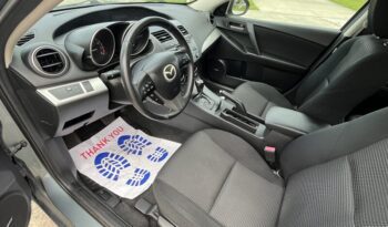 
									2012 Mazda Mazda3 i Touring Hatchback full								