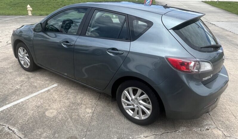 
								2012 Mazda Mazda3 i Touring Hatchback full									