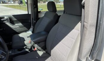 
									2012 Jeep Wrangler Sport full								