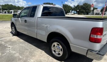 
									2007 Ford F-150 XLT full								