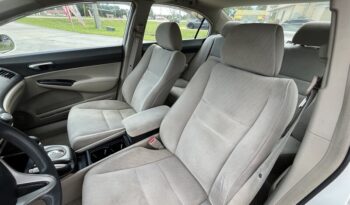 
									2011 Honda Civic LX full								