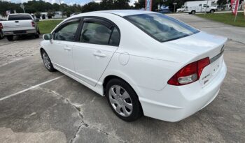 
									2011 Honda Civic LX full								