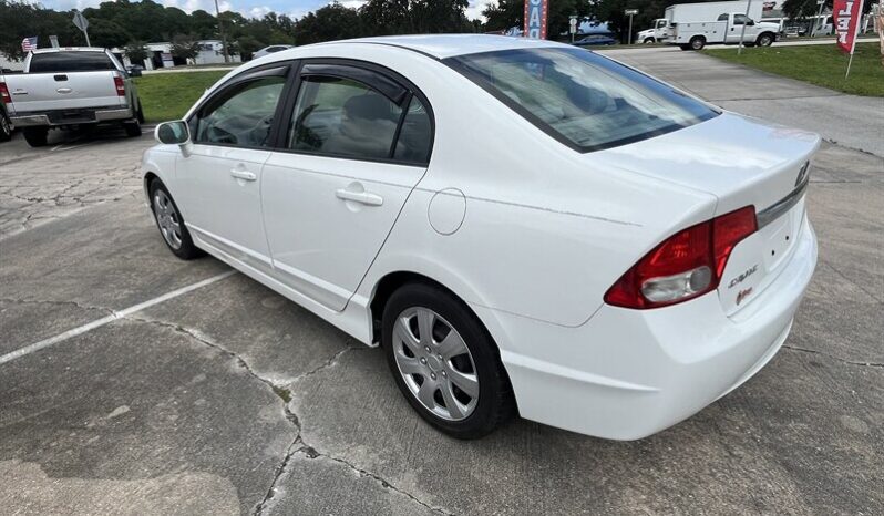 
								2011 Honda Civic LX full									