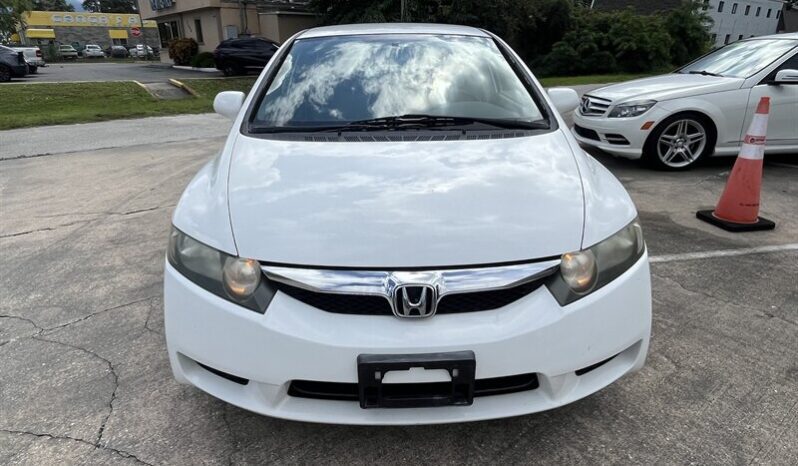 
								2011 Honda Civic LX full									